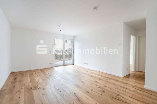 63135 Wohnzimmer - Erdgeschosswohnung in 51503 Rösrath mit 62m² kaufen