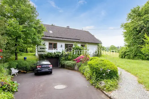 Gepflegtes Einfamilienhaus in ruhiger Lage!