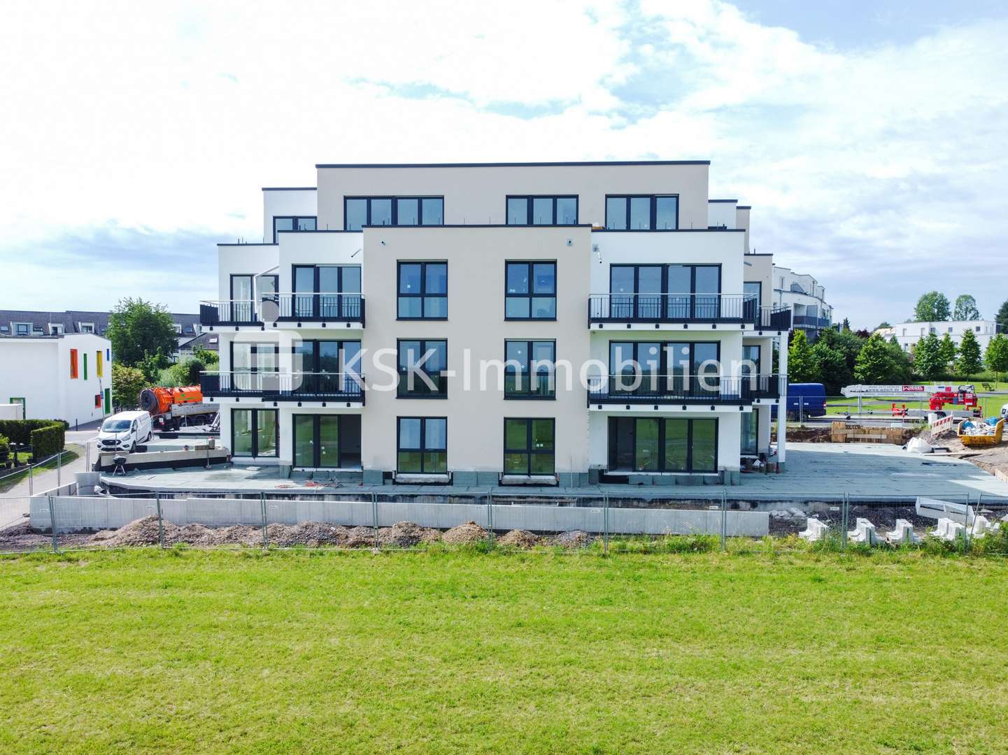 null - Dachgeschosswohnung in 53125 Bonn mit 108m² kaufen
