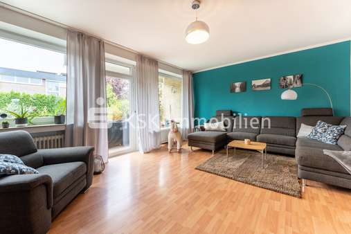 107183 Wohn- und Esszimmer - Reihenmittelhaus in 50374 Erftstadt / Lechenich mit 117m² kaufen