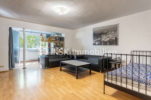 101709 Zimmer - Etagenwohnung in 53173 Bonn-Bad Godesberg mit 89m² günstig kaufen