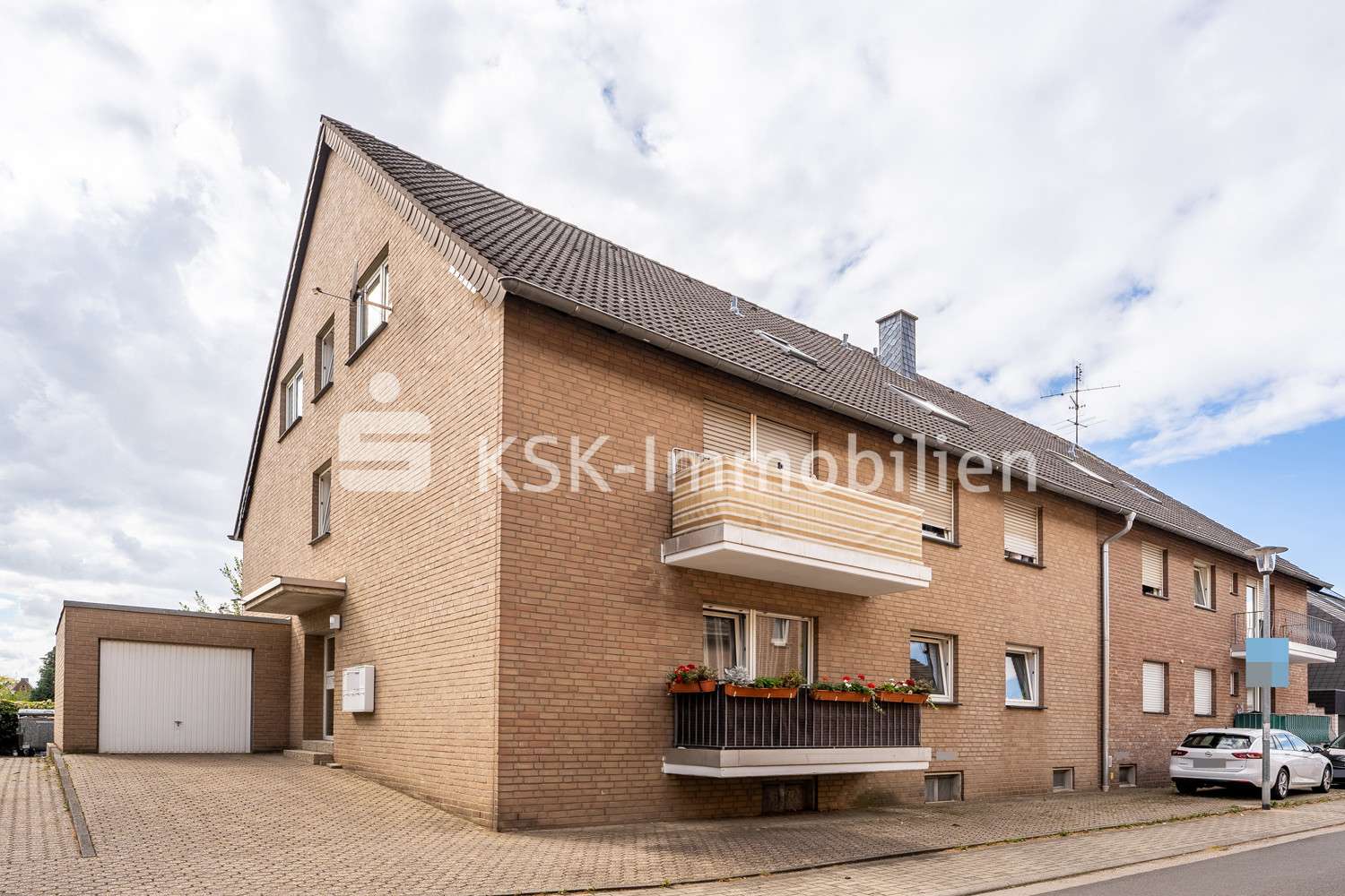 106016 Außenansicht - Wohnanlage in 50189 Elsdorf mit 211m² als Kapitalanlage günstig kaufen