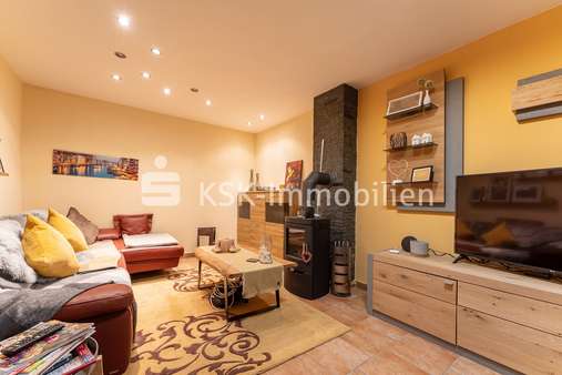 107227 Wohnzimmer - Einfamilienhaus in 52428 Jülich mit 119m² günstig kaufen