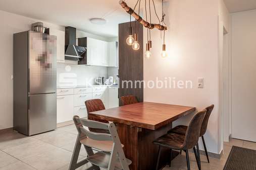 98152 Wohn- und Esszimmer  - Maisonette-Wohnung in 50374 Erftstadt mit 105m² kaufen