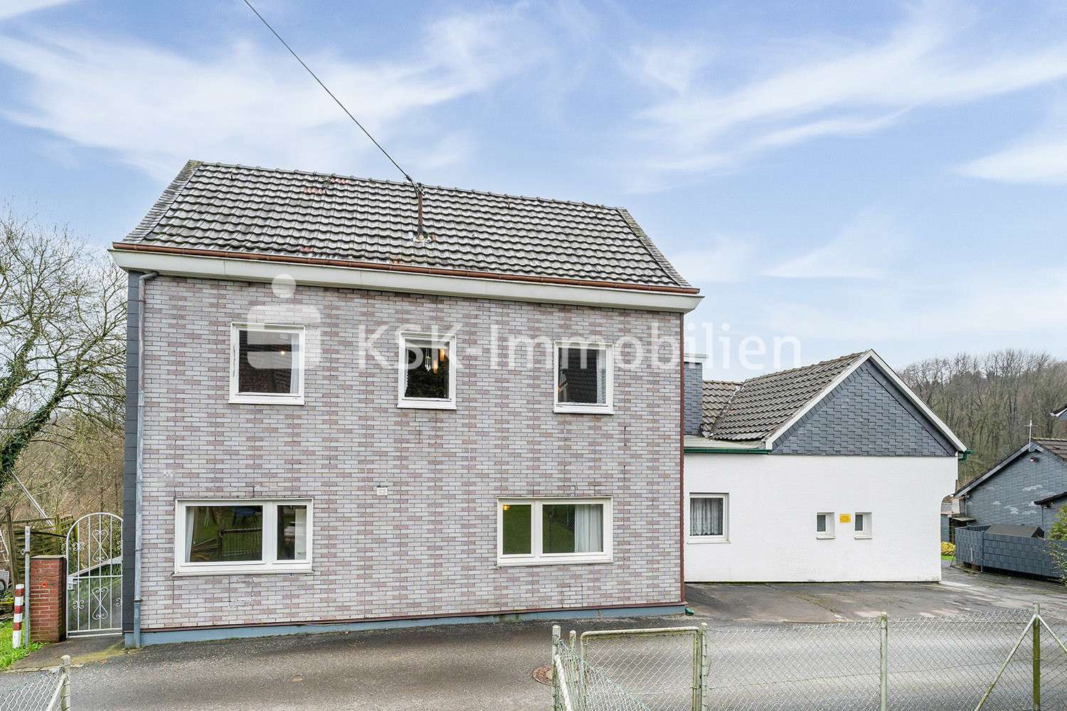 107314 Außenansicht - Einfamilienhaus in 51399 Burscheid mit 143m² kaufen