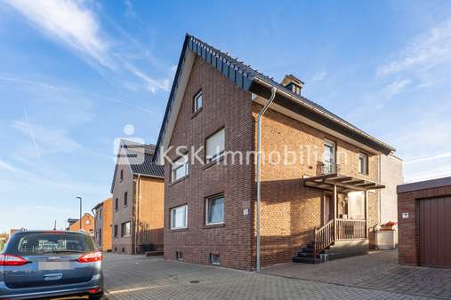 109046 Vorderansicht - Zweifamilienhaus in 50189 Elsdorf mit 230m² kaufen