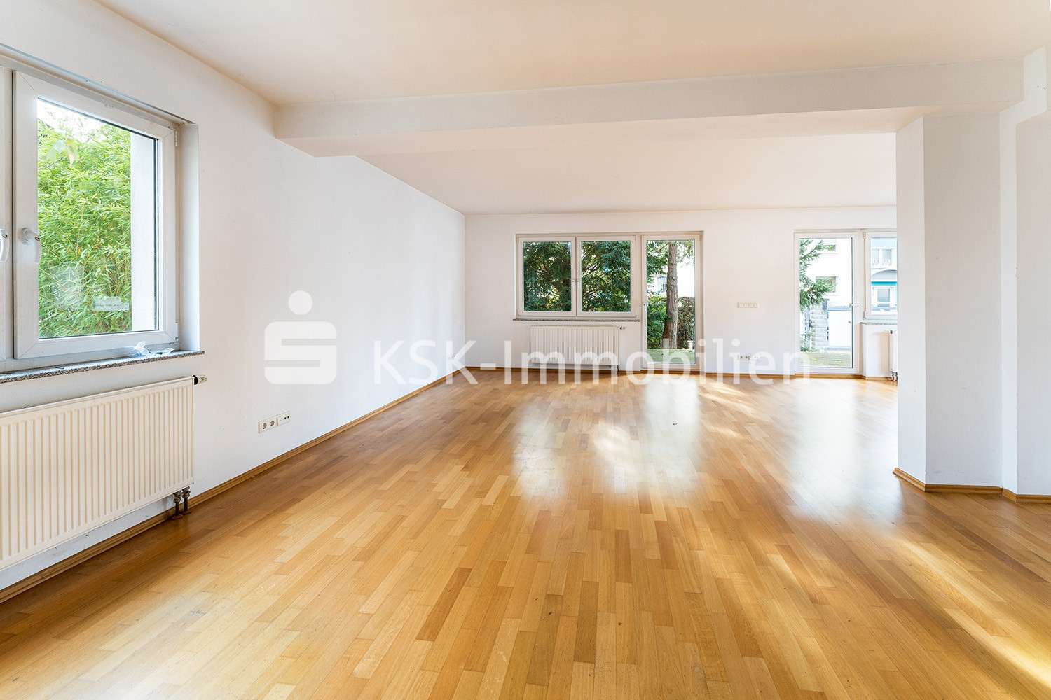 99993 Wohnzimmer Erdgeschoss - Einfamilienhaus in 42799 Leichlingen mit 196m² günstig kaufen