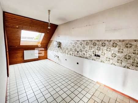112567 Küche - Dachgeschosswohnung in 53340 Meckenheim mit 90m² günstig kaufen