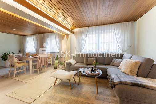 110611 Wohn- und Esszimmer  - Einfamilienhaus in 53909 Zülpich mit 129m² günstig kaufen