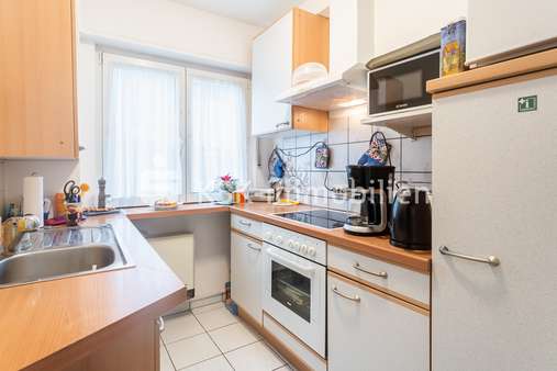 109567 Küche Erdgeschoss - Mehrfamilienhaus in 53859 Niederkassel mit 165m² günstig kaufen