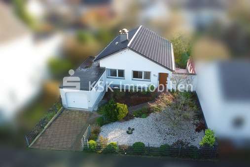 112413 Drohnenaufnahme  - Einfamilienhaus in 53332 Bornheim-Sechtem mit 86m² günstig kaufen