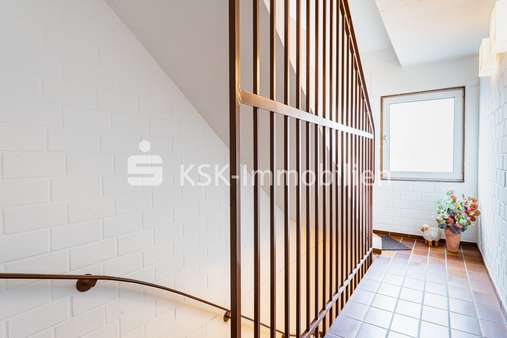 113543 Treppenhaus - Etagenwohnung in 53347 Alfter mit 59m² günstig kaufen