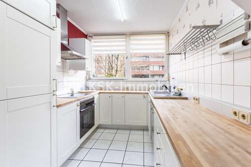 110544 Küche Erdgeschoss - Etagenwohnung in 53757 Sankt Augustin mit 100m² günstig kaufen