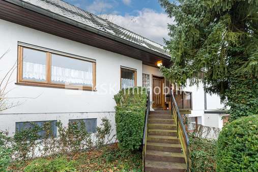 114107 Vorderansicht Treppe - Einfamilienhaus in 51467 Bergisch Gladbach mit 137m² günstig kaufen