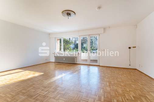 115185 Wohnzimmer - Erdgeschosswohnung in 51427 Bergisch Gladbach / Frankenforst mit 101m² günstig kaufen