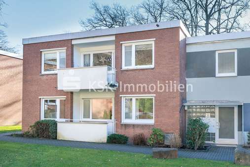 115185 Außenansicht - Erdgeschosswohnung in 51427 Bergisch Gladbach / Frankenforst mit 101m² günstig kaufen