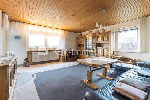 105628 Wohnzimmer - Etagenwohnung in 51688 Wipperfürth mit 97m² kaufen