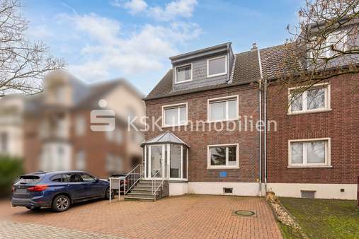 108776  Vorderansicht - Mehrfamilienhaus in 50170 Kerpen / Sindorf mit 35m² als Kapitalanlage kaufen