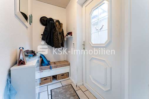 113622 Flur - Souterrain-Wohnung in 51515 Kürten mit 53m² günstig kaufen