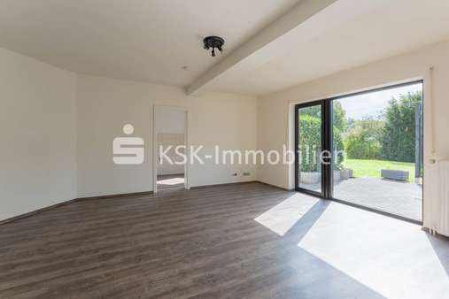 100912 Wohnzimmer 1 - Einfamilienhaus in 51674 Wiehl / Bielstein mit 179m² günstig kaufen