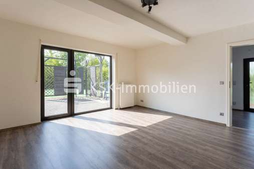 100912 Wohnzimmer 2 - Einfamilienhaus in 51674 Wiehl / Bielstein mit 179m² günstig kaufen