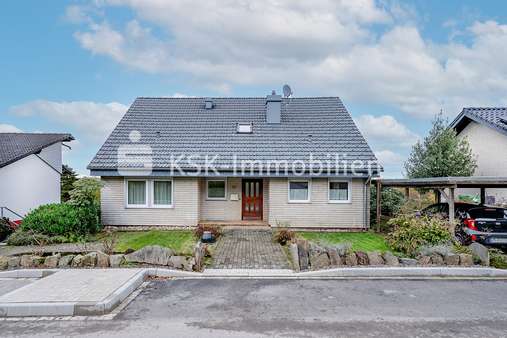 108773 Außenansicht - Einfamilienhaus in 51688 Wipperfürth mit 239m² kaufen