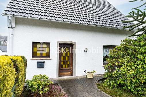 113980 Außenansicht - Einfamilienhaus in 51580 Reichshof mit 166m² günstig kaufen