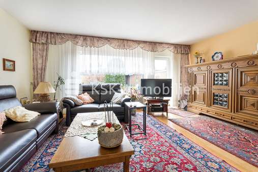 114208 Wohnzimmer - Einfamilienhaus in 50259 Pulheim mit 106m² günstig kaufen