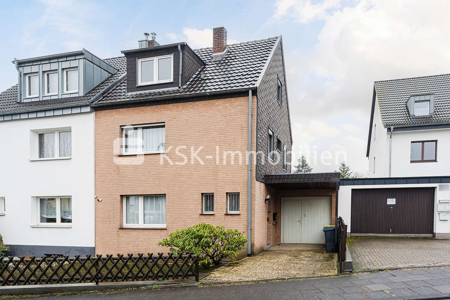 116316 Außenansicht - Doppelhaushälfte in 51109 Köln mit 94m² günstig kaufen