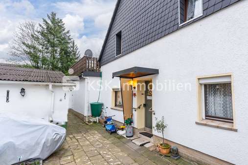 113444 Innenhof - Einfamilienhaus in 53757 Sankt Augustin mit 106m² kaufen