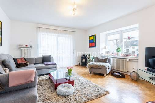114695 Wohnzimmer Obergeschoss - Mehrfamilienhaus in 53604 Bad Honnef mit 286m² als Kapitalanlage günstig kaufen