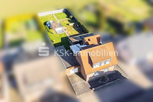 112268 Drohnenansicht - Einfamilienhaus in 50374 Erftstadt / Gymnich mit 108m² günstig kaufen
