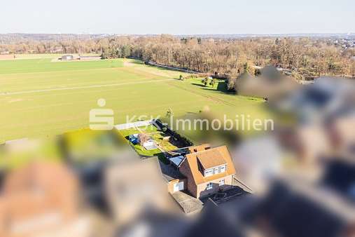112268 Drohnenansicht - Einfamilienhaus in 50374 Erftstadt / Gymnich mit 108m² günstig kaufen