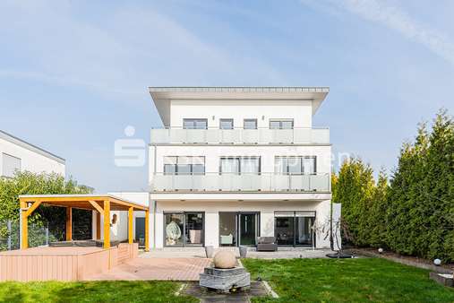 106962 Rückansicht - Villa in 50226 Frechen mit 371m² günstig kaufen