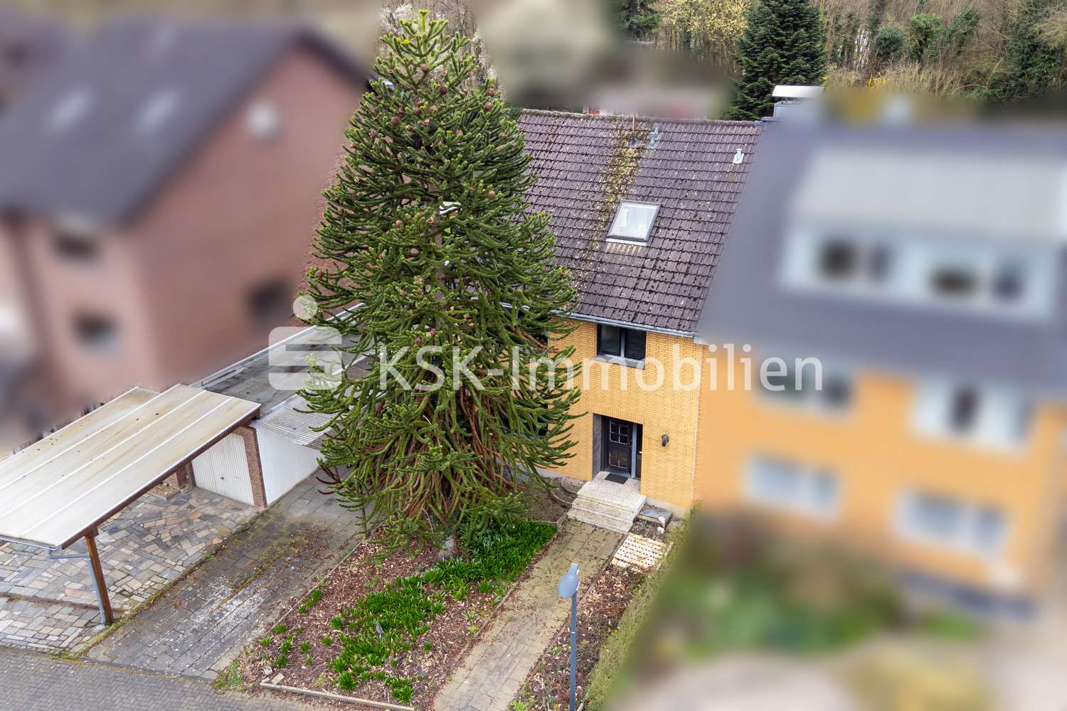110782 Drohnenansicht  - Einfamilienhaus in 50354 Hürth / Gleuel mit 107m² günstig kaufen