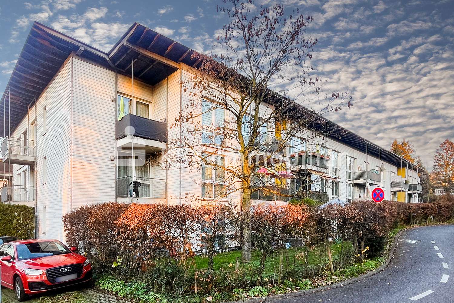 111552 Seitenansicht - Mehrfamilienhaus in 51465 Bergisch Gladbach mit 1538m² als Kapitalanlage günstig kaufen