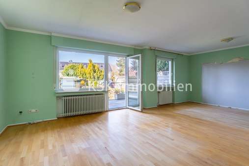 115389 Wohnzimmer Erdgeschoss - Reihenmittelhaus in 53840 Troisdorf mit 90m² günstig kaufen