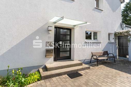 112108 Eingangsbereich - Einfamilienhaus in 51069 Köln / Dellbrück mit 149m² günstig kaufen