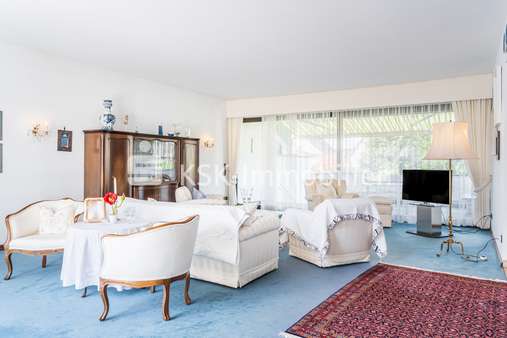 112091 Wohnzimmer Erdgeschoss - Bungalow in 53842 Troisdorf mit 174m² günstig kaufen