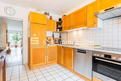 118301 Küche - Etagenwohnung in 50735 Köln mit 92m² günstig kaufen