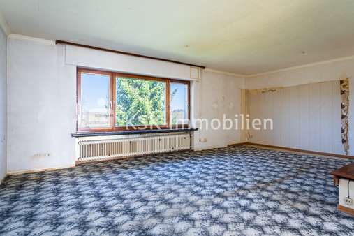 113210 Wohnzimmer Erdgeschoss - Einfamilienhaus in 53797 Lohmar / Grimberg mit 192m² günstig kaufen