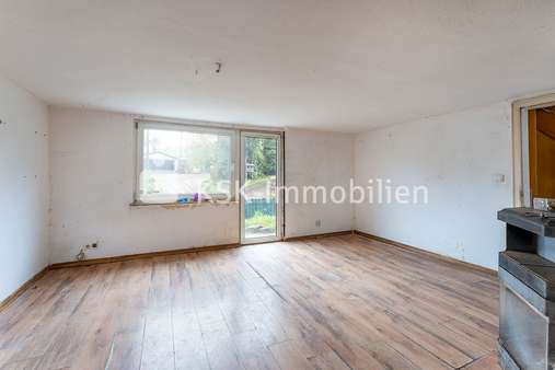117371 Wohnzimmer Erdgeschoss - Einfamilienhaus in 51789 Lindlar mit 110m² günstig kaufen
