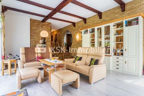 105361 Wohnzimmer Erdgeschoss - Einfamilienhaus in 53332 Bornheim mit 189m² günstig kaufen