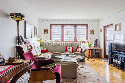 117318 Wohnzimmer - Etagenwohnung in 50321 Brühl mit 86m² günstig kaufen