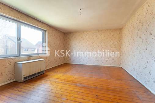 116333 Wohnzimmer  - Doppelhaushälfte in 50374 Erftstadt / Ahrem mit 98m² günstig kaufen