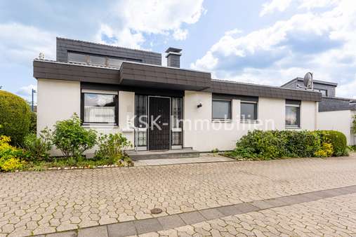118870 Vorderansicht  - Bungalow in 53340 Meckenheim / Merl mit 112m² günstig kaufen