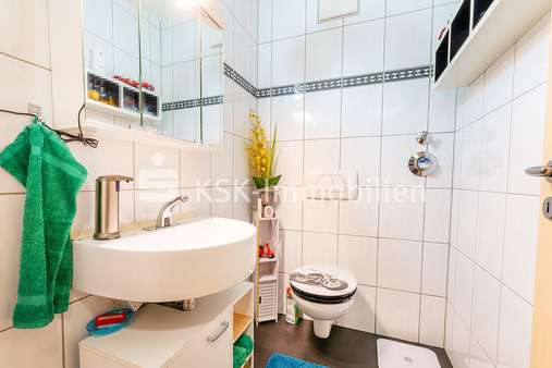 117813 Gäste-WC - Etagenwohnung in 51381 Leverkusen mit 83m² kaufen