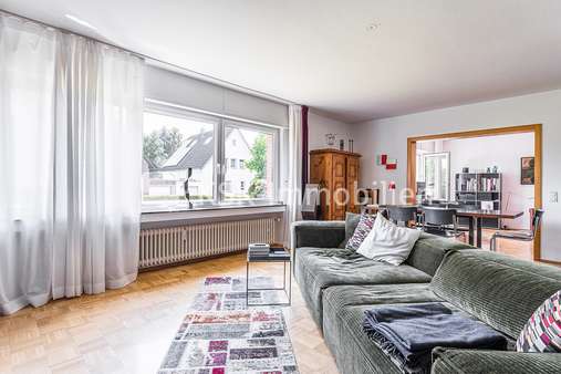 116236 Wohnzimmer  - Mehrfamilienhaus in 50321 Brühl mit 205m² kaufen