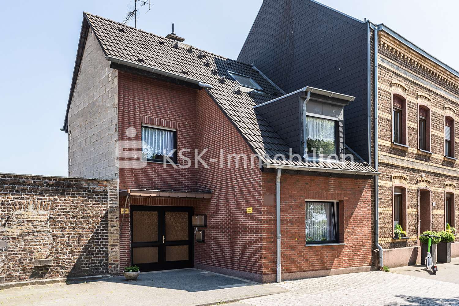 118853 Vorderansicht - Zweifamilienhaus in 50226 Frechen / Bachem mit 182m² kaufen