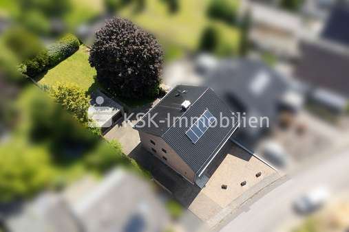 117798 Drohnenaufnahme - Zweifamilienhaus in 50374 Erftstadt / Köttingen mit 191m² kaufen